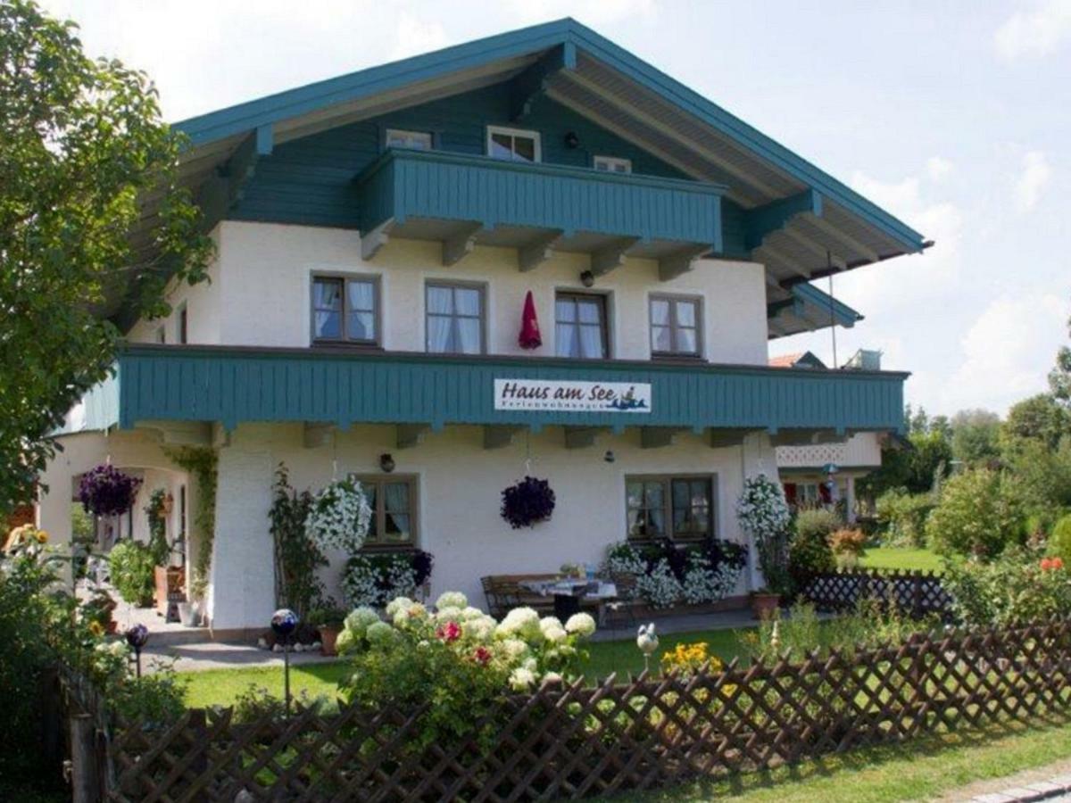 Ferienwohnungen Haus Am See Бернау-ам-Кимзее Экстерьер фото